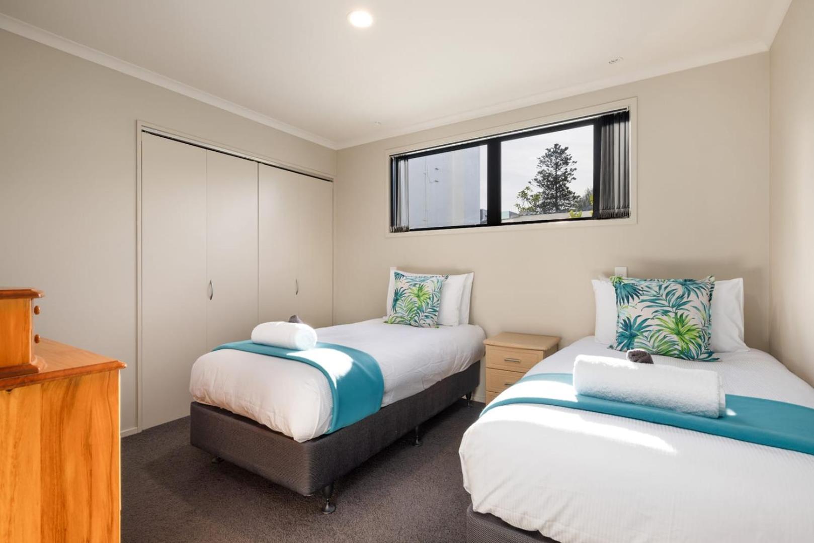 Pacific Escape - Downtown, Beach & Sea Views Mount Maunganui Exteriör bild