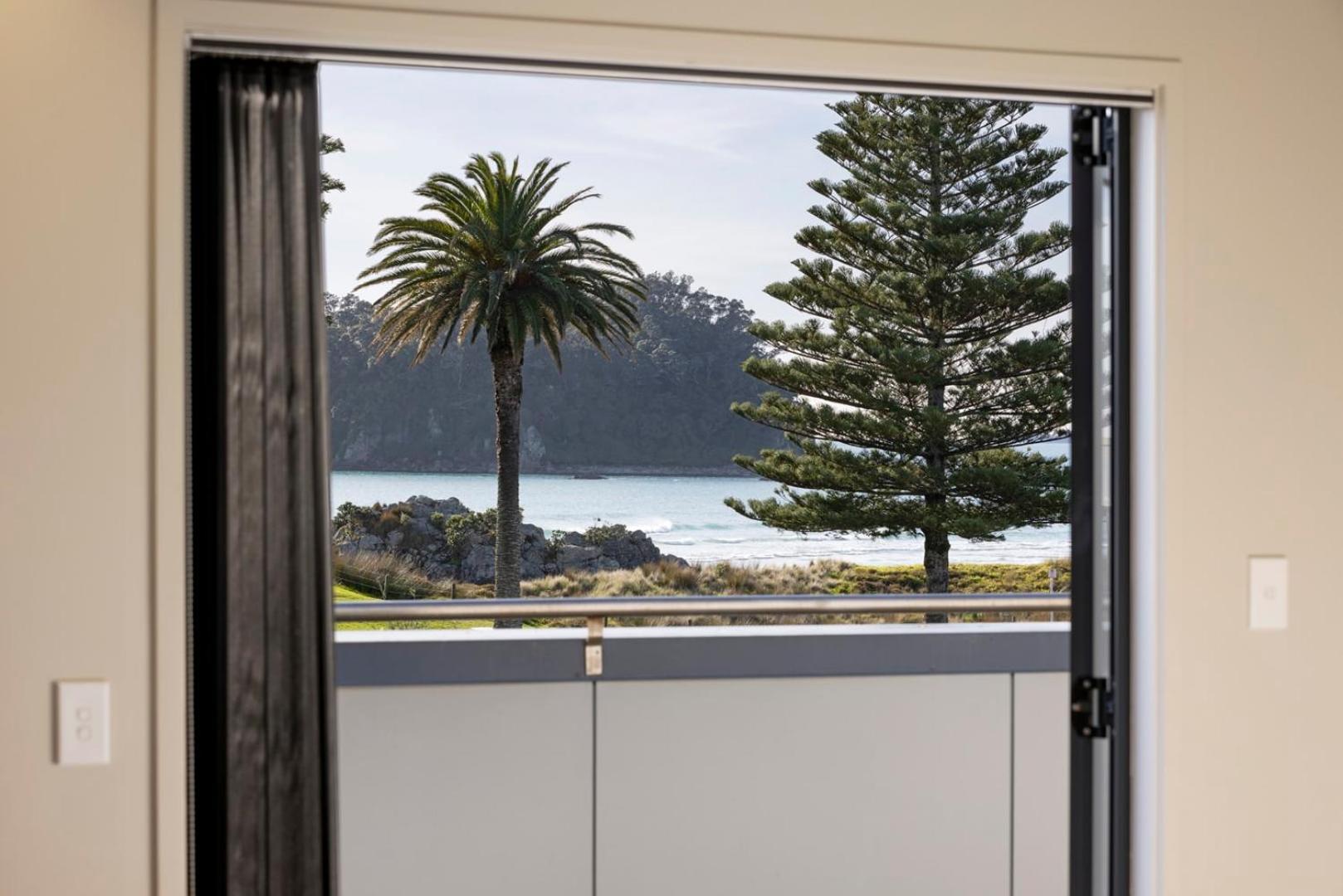 Pacific Escape - Downtown, Beach & Sea Views Mount Maunganui Exteriör bild